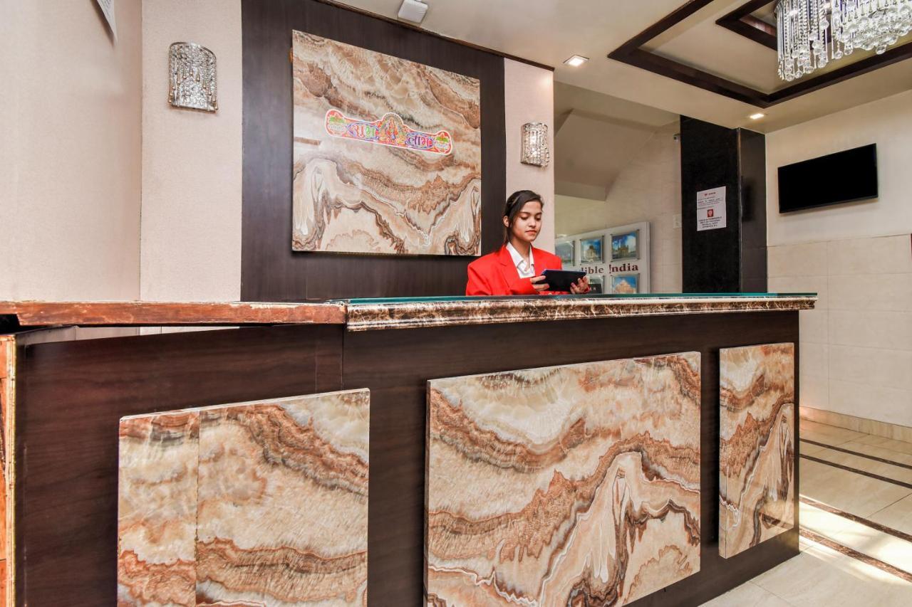 Collection O 76248 Hotel D Crown New Delhi Exterior foto
